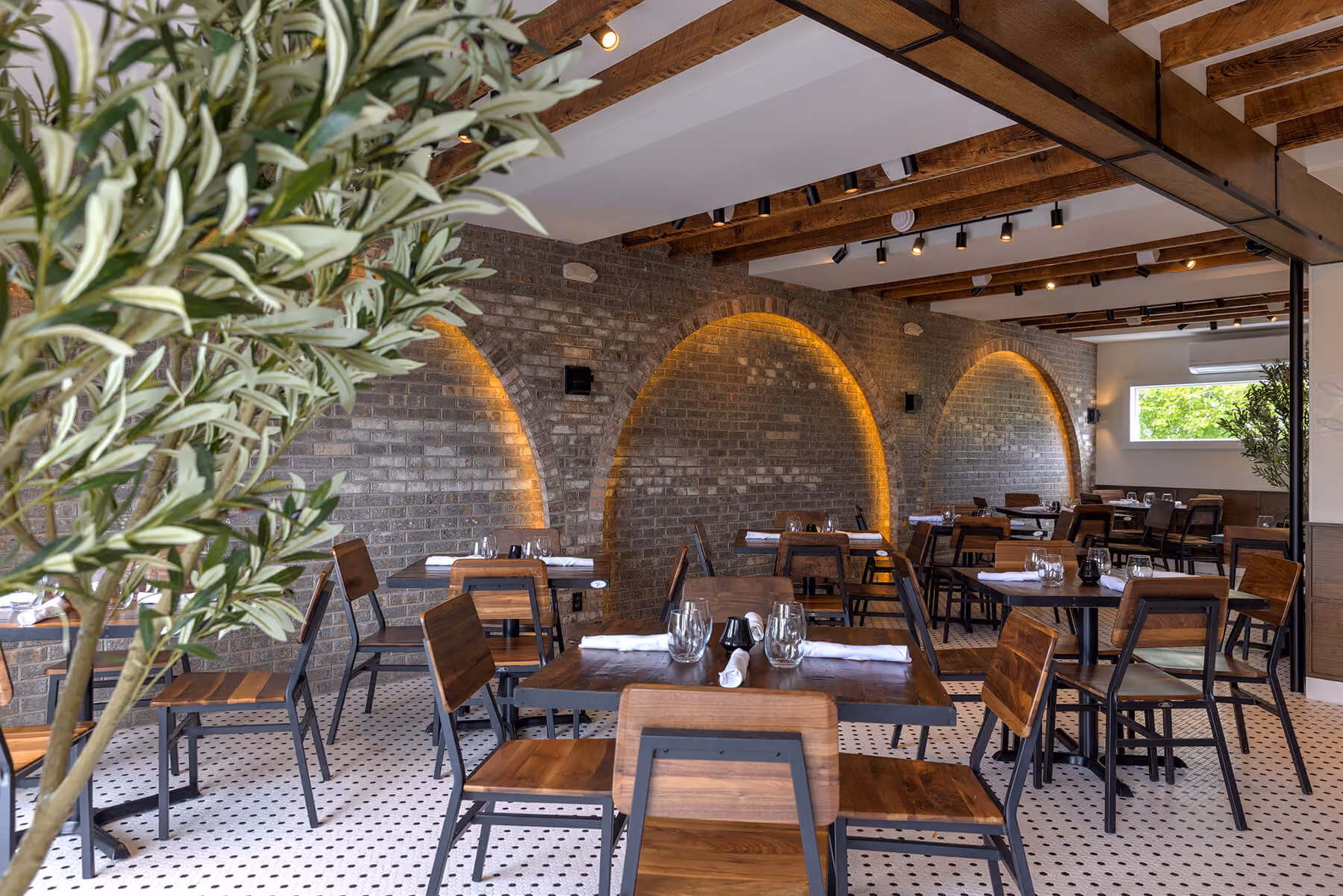 Rooftop dining overlooking the Hudson River