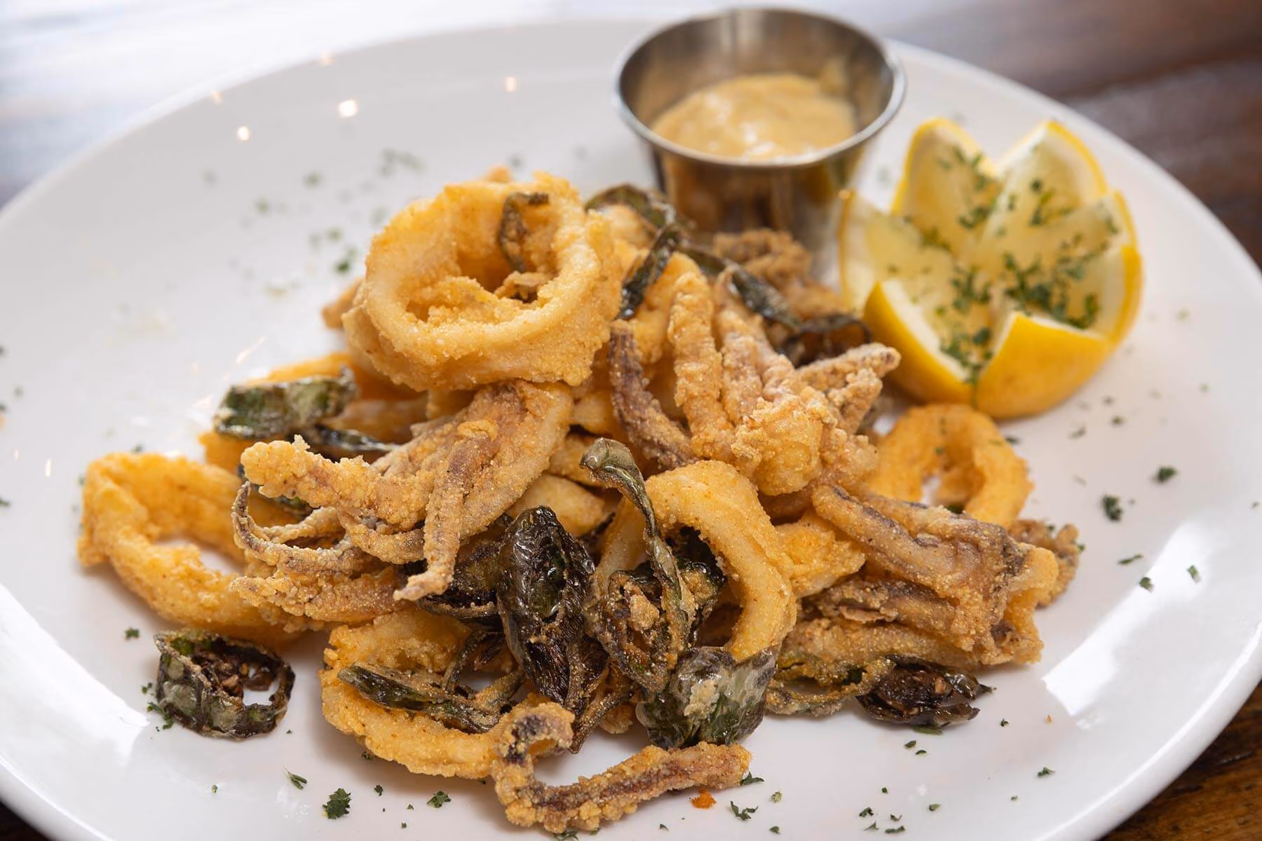 Crispy fried calamari with lemon and aioli